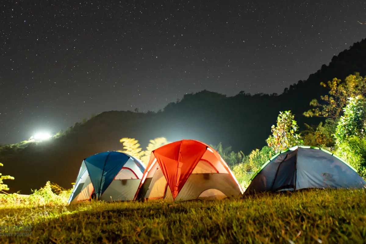 如此适合夜间露营和上釉的星星的好地方