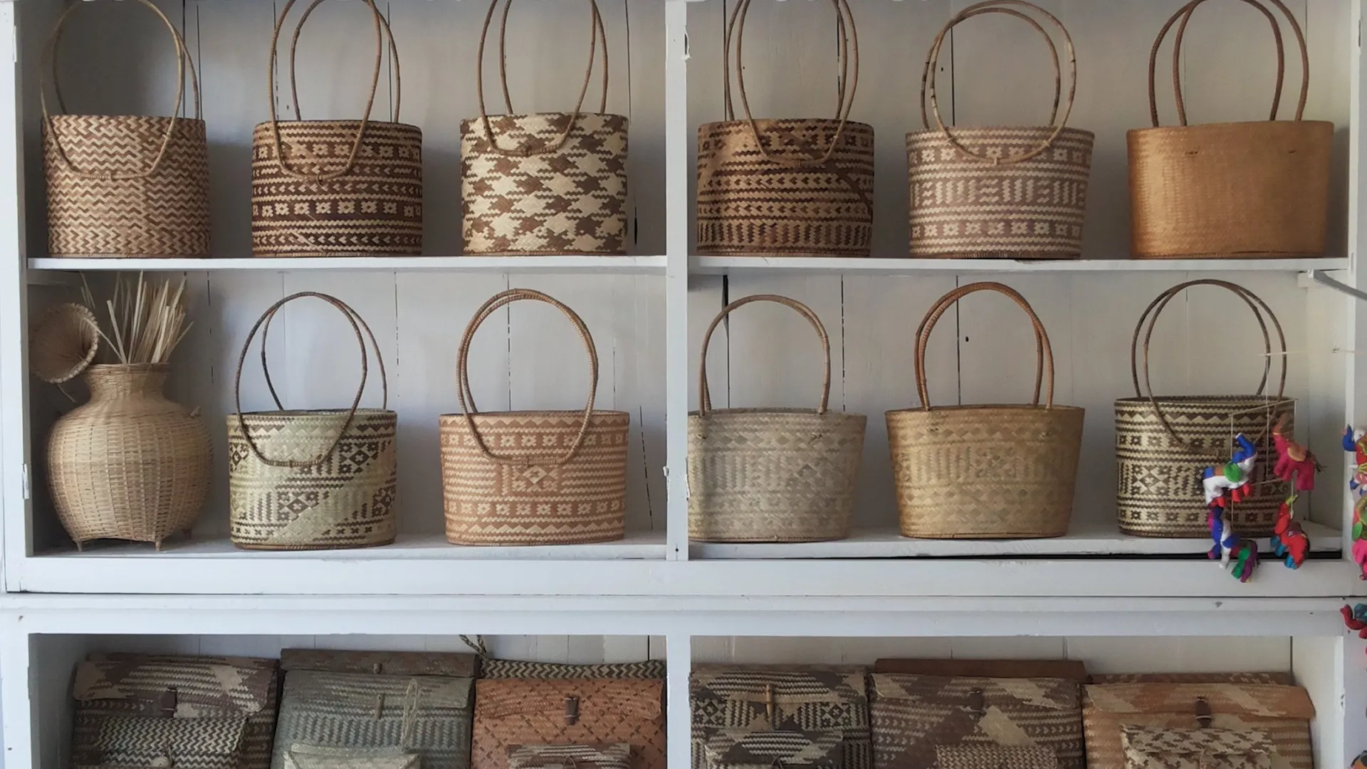 Lao handicrafts