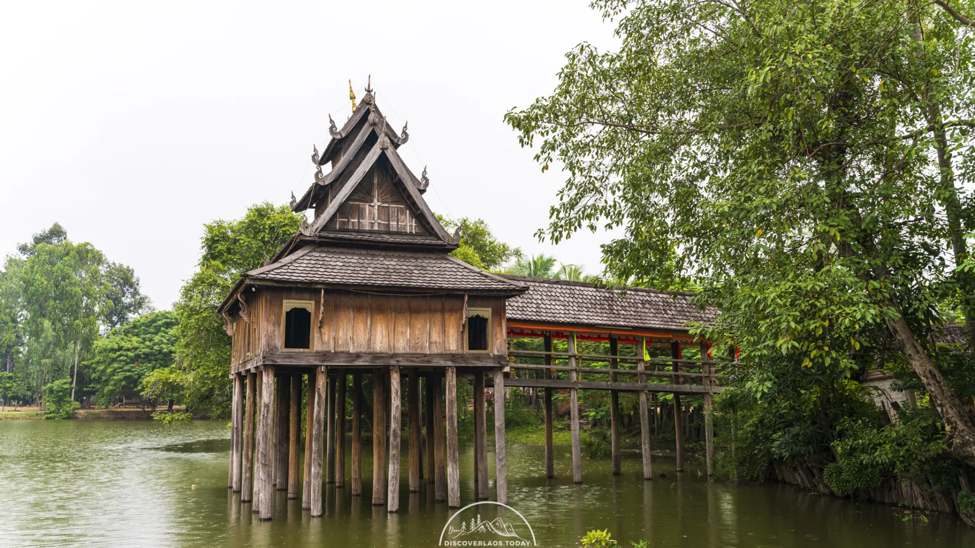 Ho Tay Pidok Library (Ancient Buddhist Scripts Library)