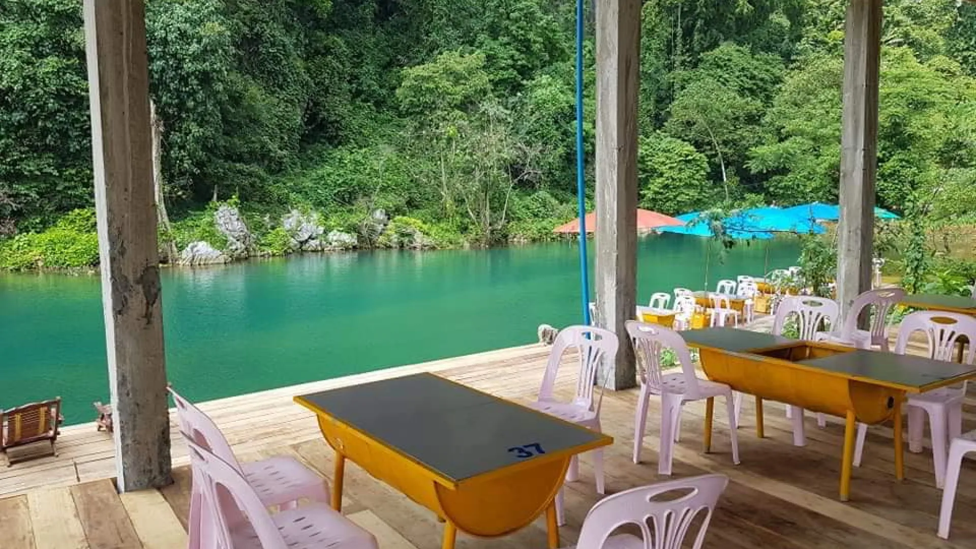BLUE LAGOON 6