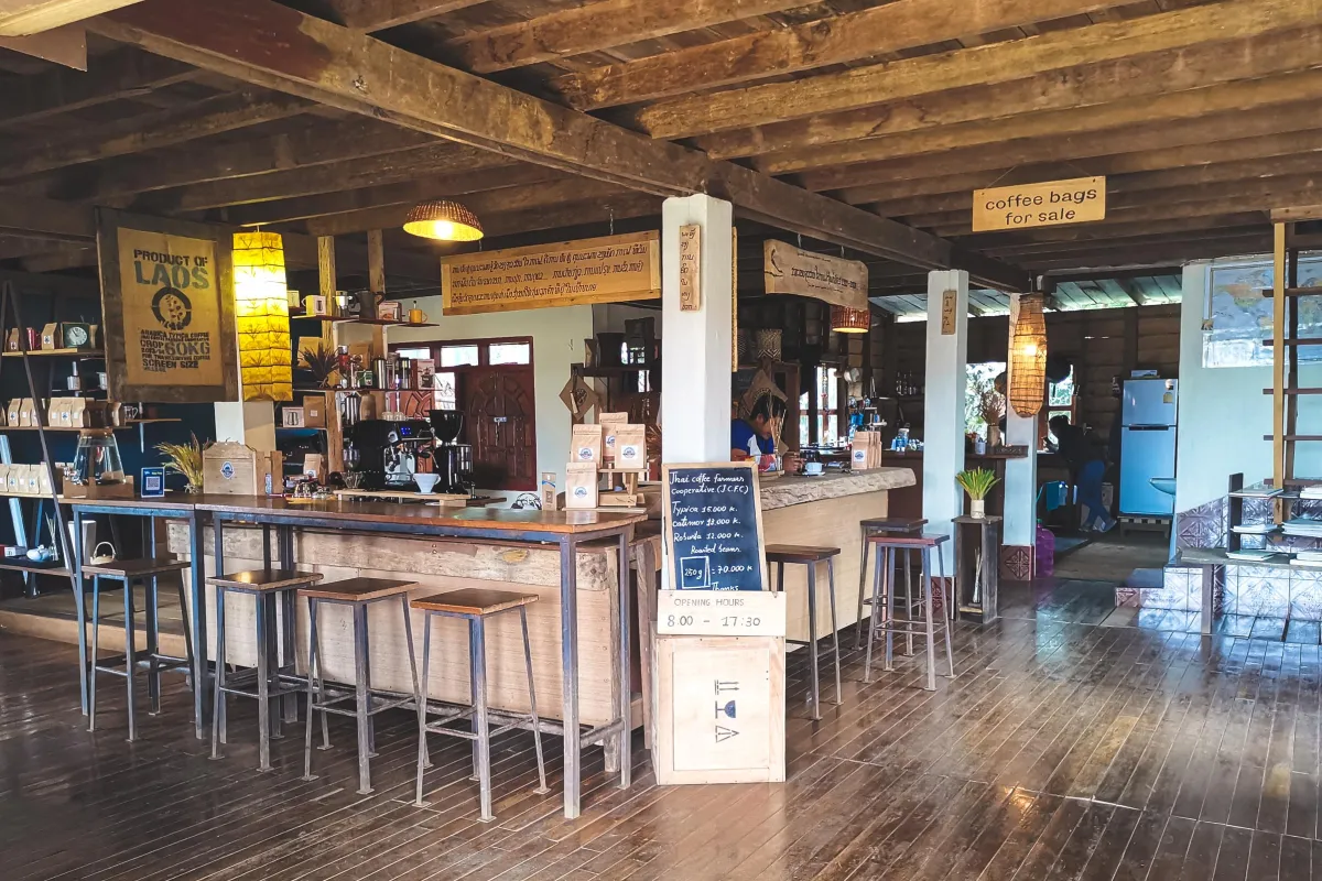 斋咖啡在 Paksong