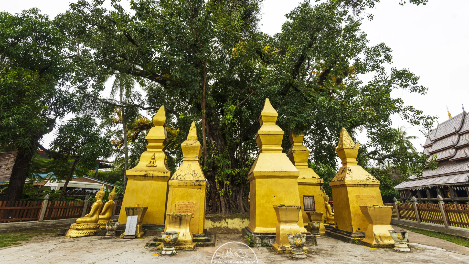 Ho Tay Pidok Library (Ancient Buddhist Scripts Library)