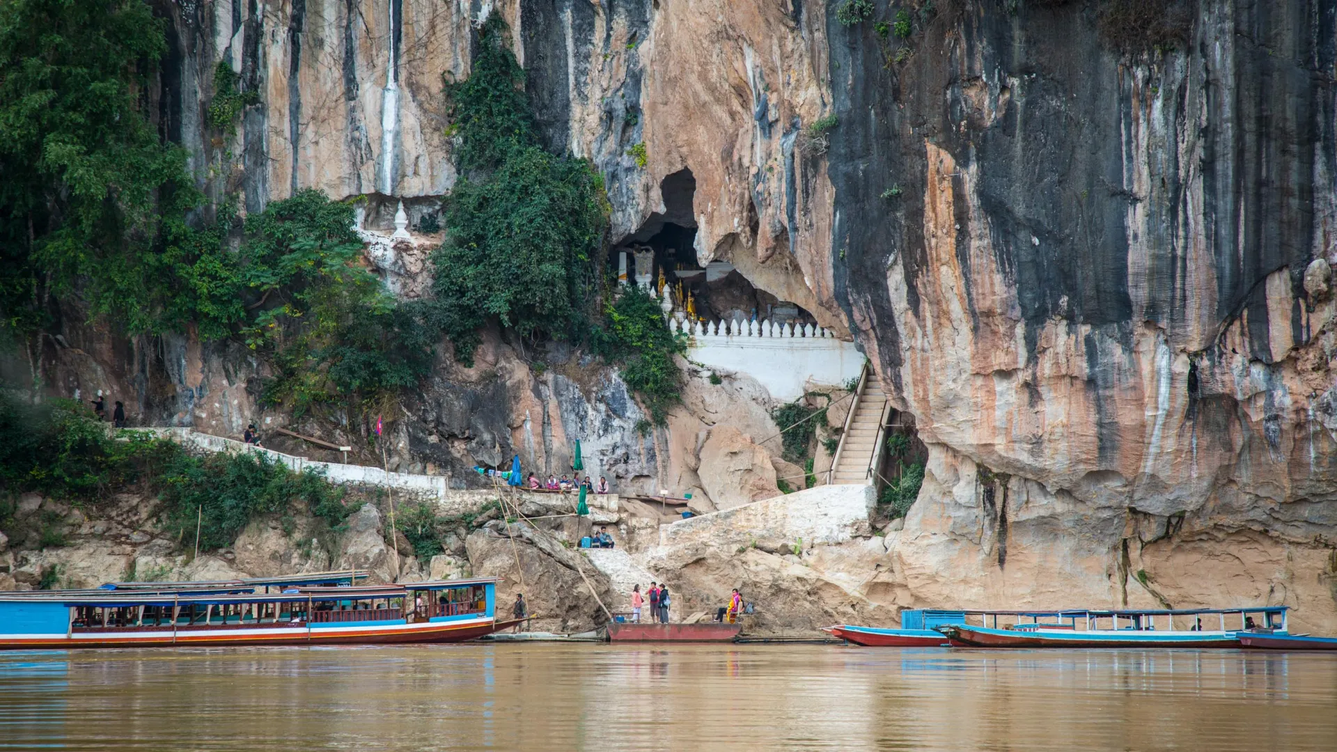 Entrance to the Pak Ou Cave