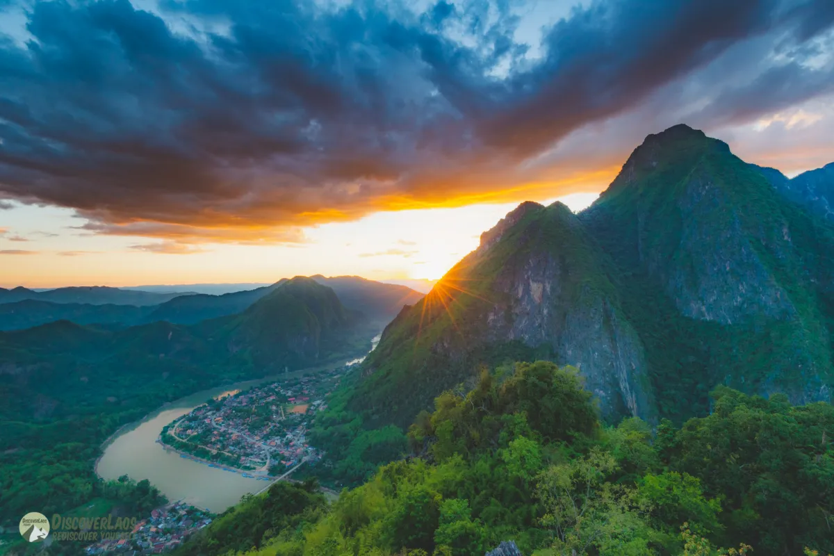 Pha Daeng Viewpoint in Nong Khiaw