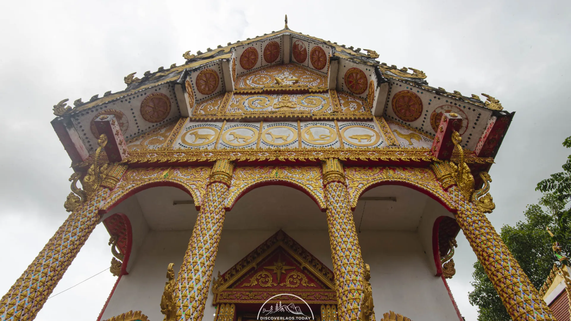 Xaysettha Stupa