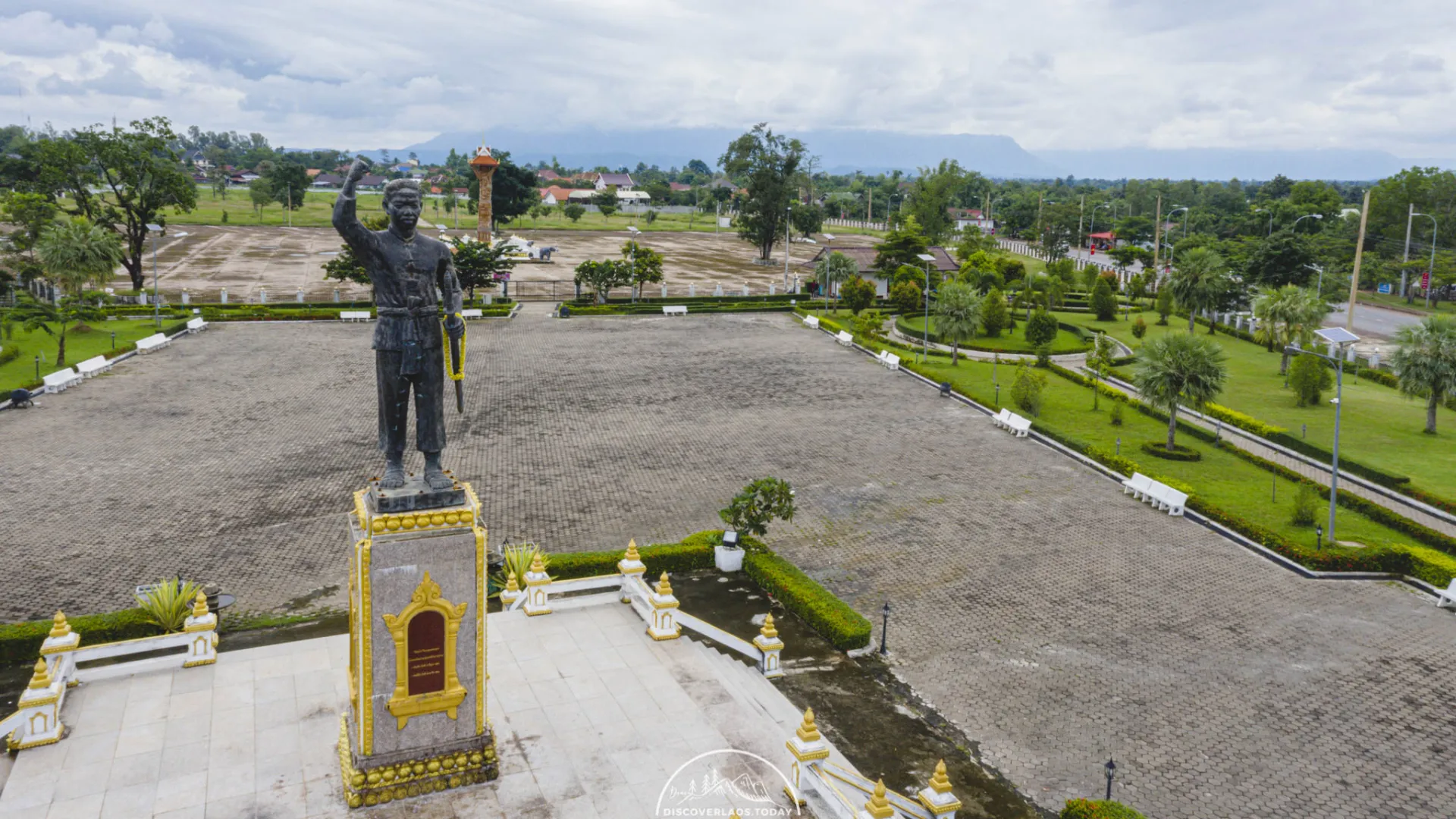 พระธาตุกองหินขององค์แก้ว
