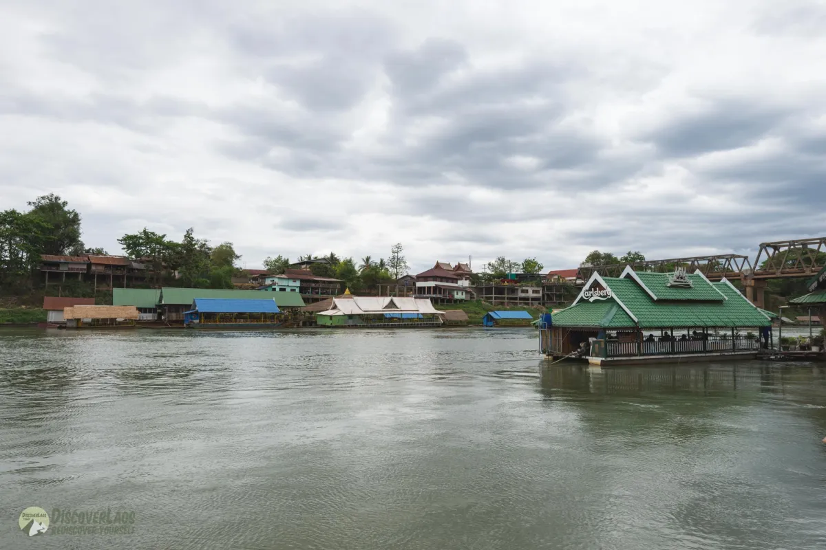 Tha Ngon Floating Restaurant
