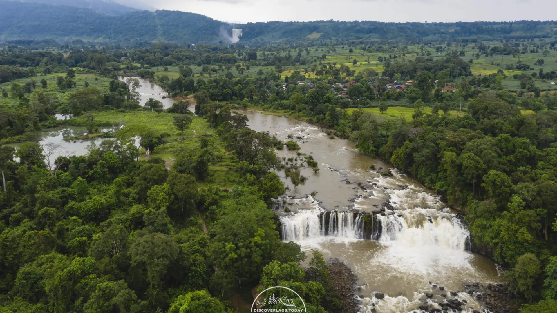 ตาดเลาะ และ ตาดฮัง