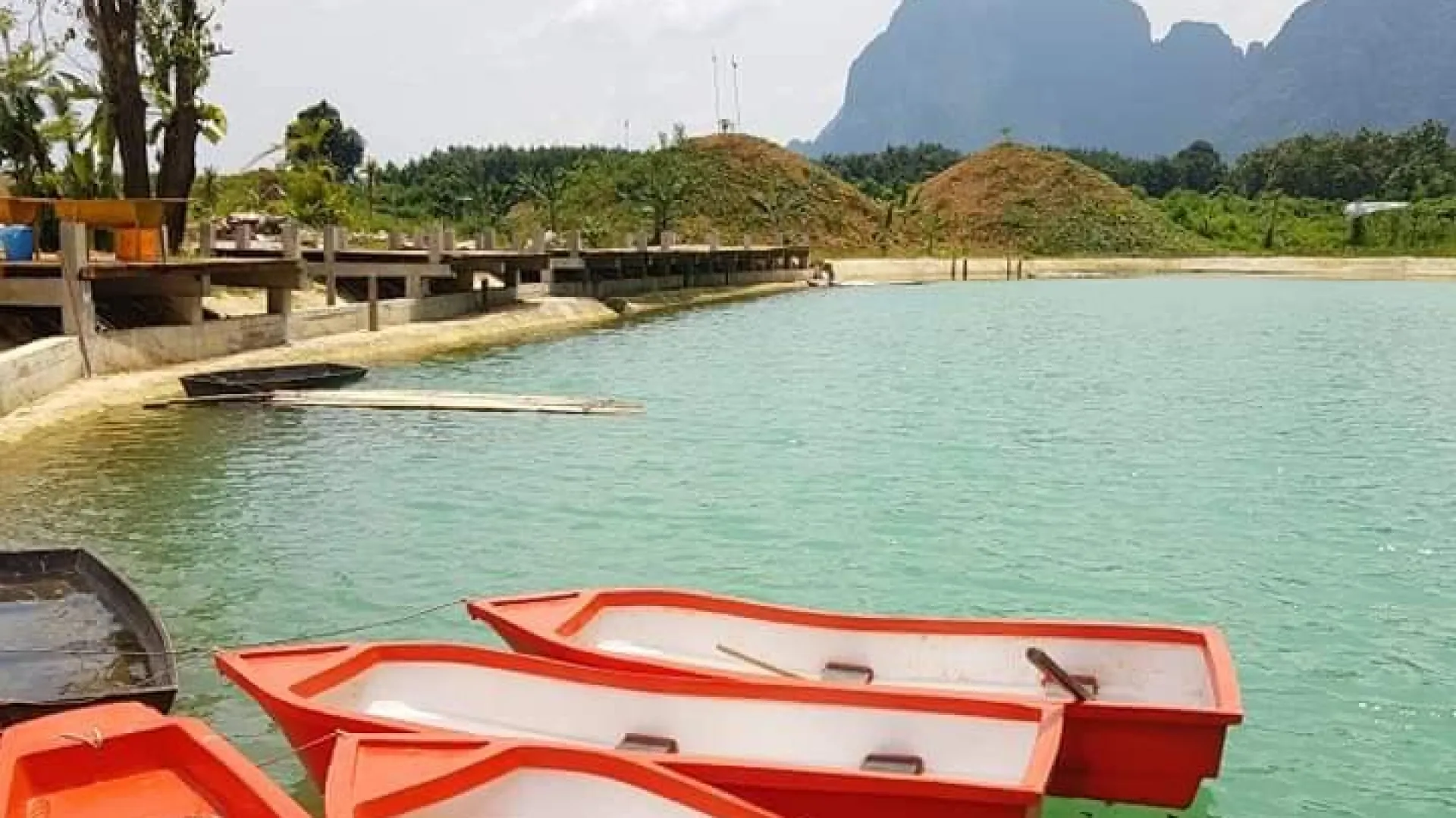 BLUE LAGOON 6