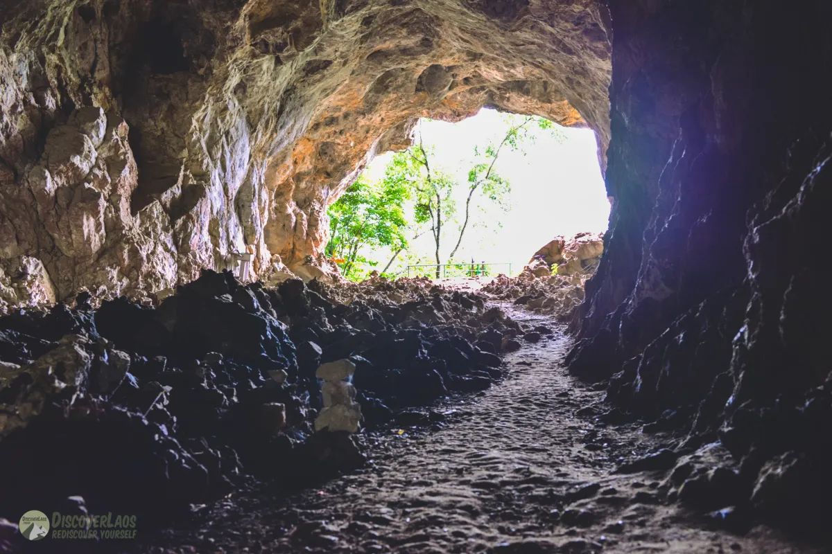 Tham Piew (Piew Cave)