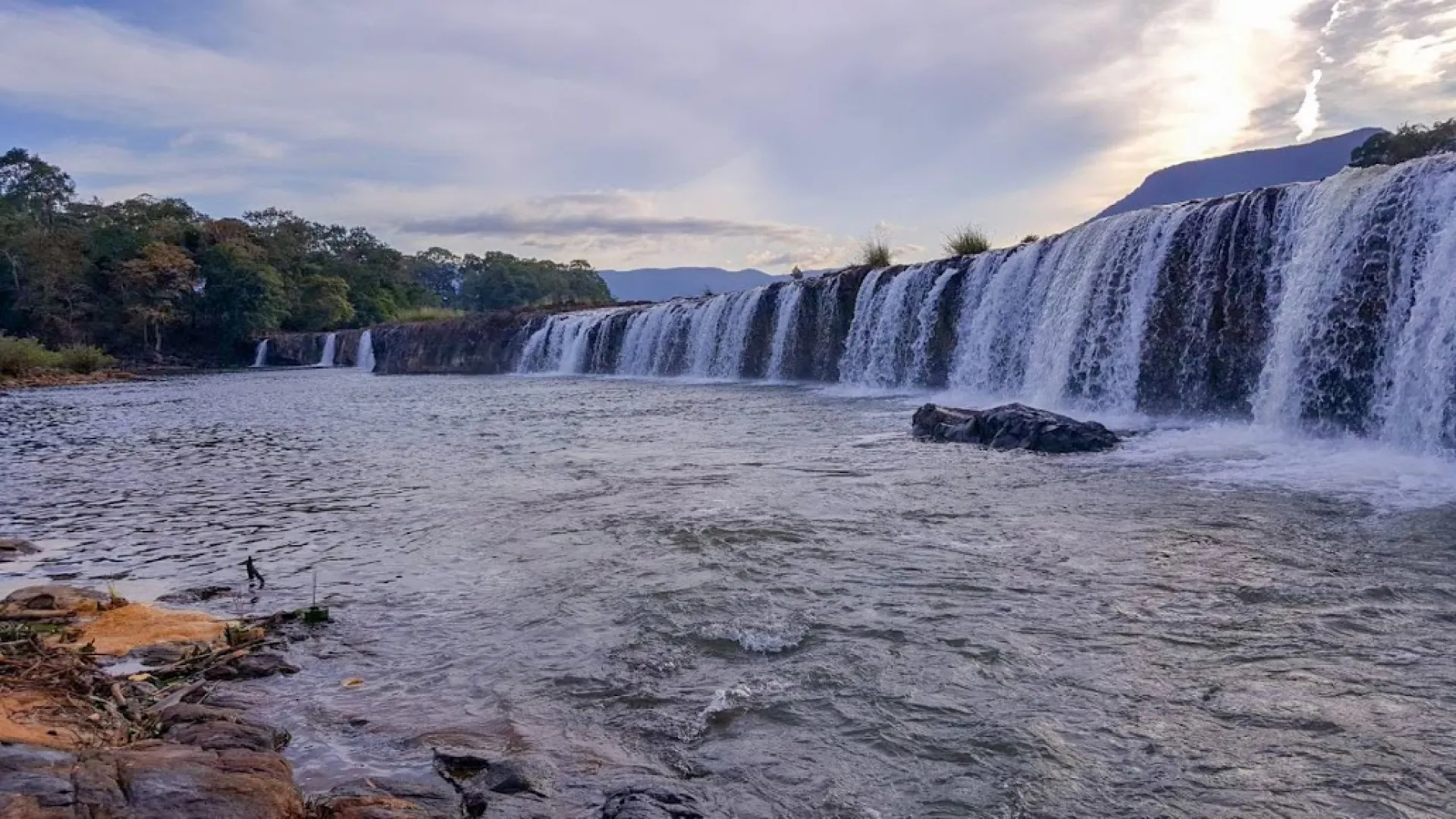 น้ำตกตาดหัวคน