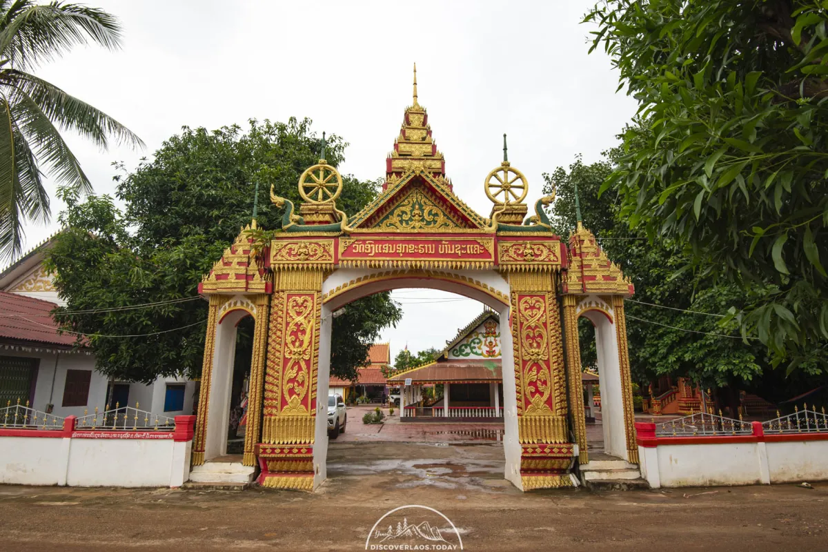 Vat Sakhae or Vat Ong Saen