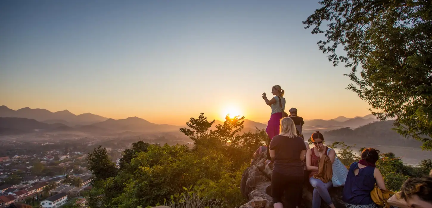 ໂປຮໂມຊັ່ນ ລາວທ່ຽວລາວກັບລາວສະກາຍເວ - ຫຼວງພະບາງ 4 ມື້ 3 ຄືນ