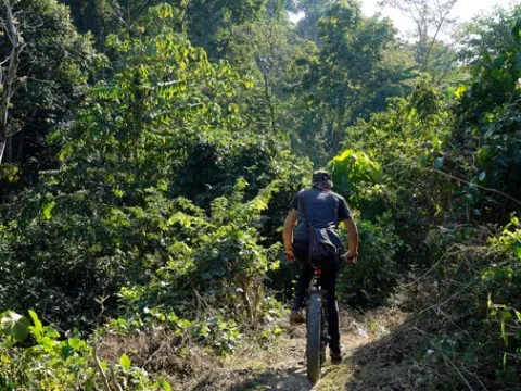 全天电动山地自行车冒险