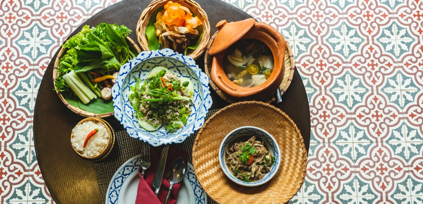 ຕົ້ນຕໍ່າລັບເມນູປານໍ້າຂອງ