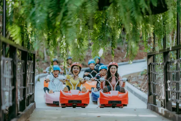 Playing Luge (One-round) at Nam Pien Yorlapa